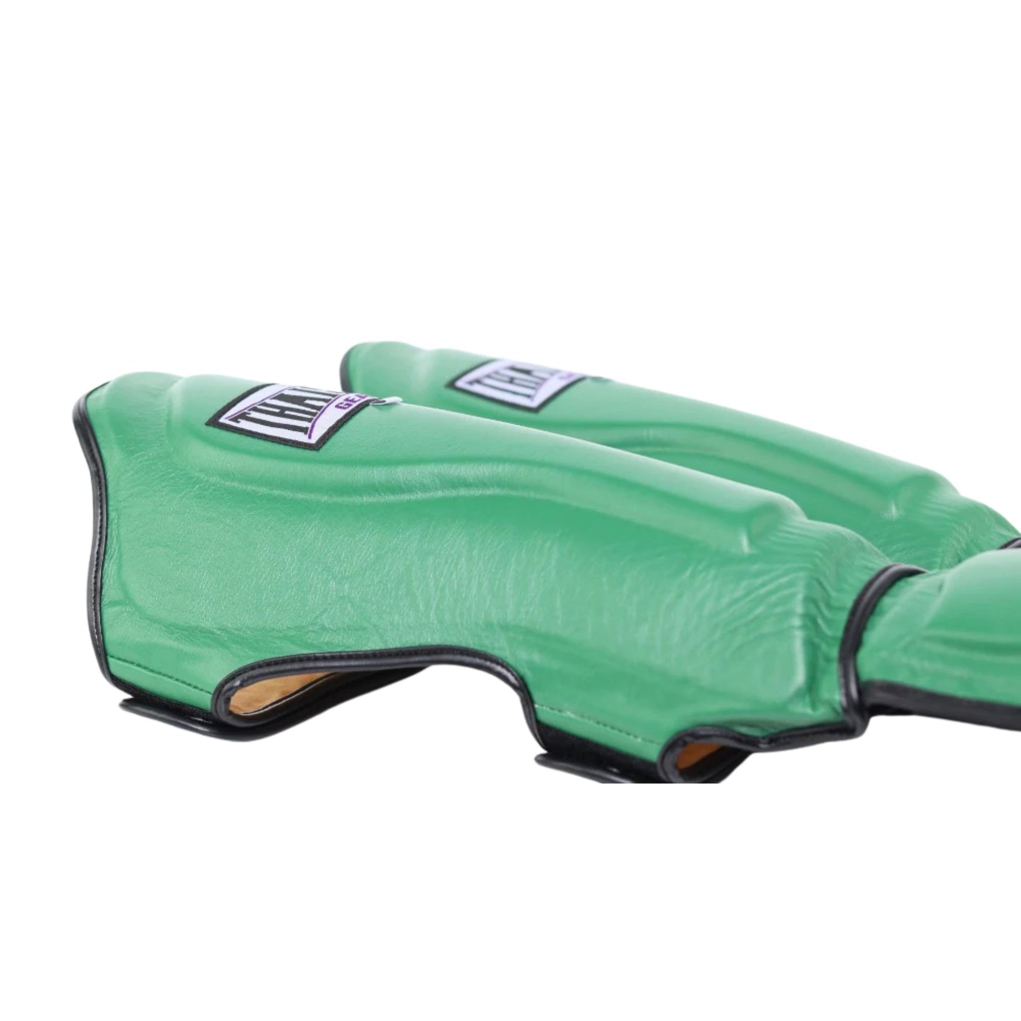 Thaismai Shin Guards Green