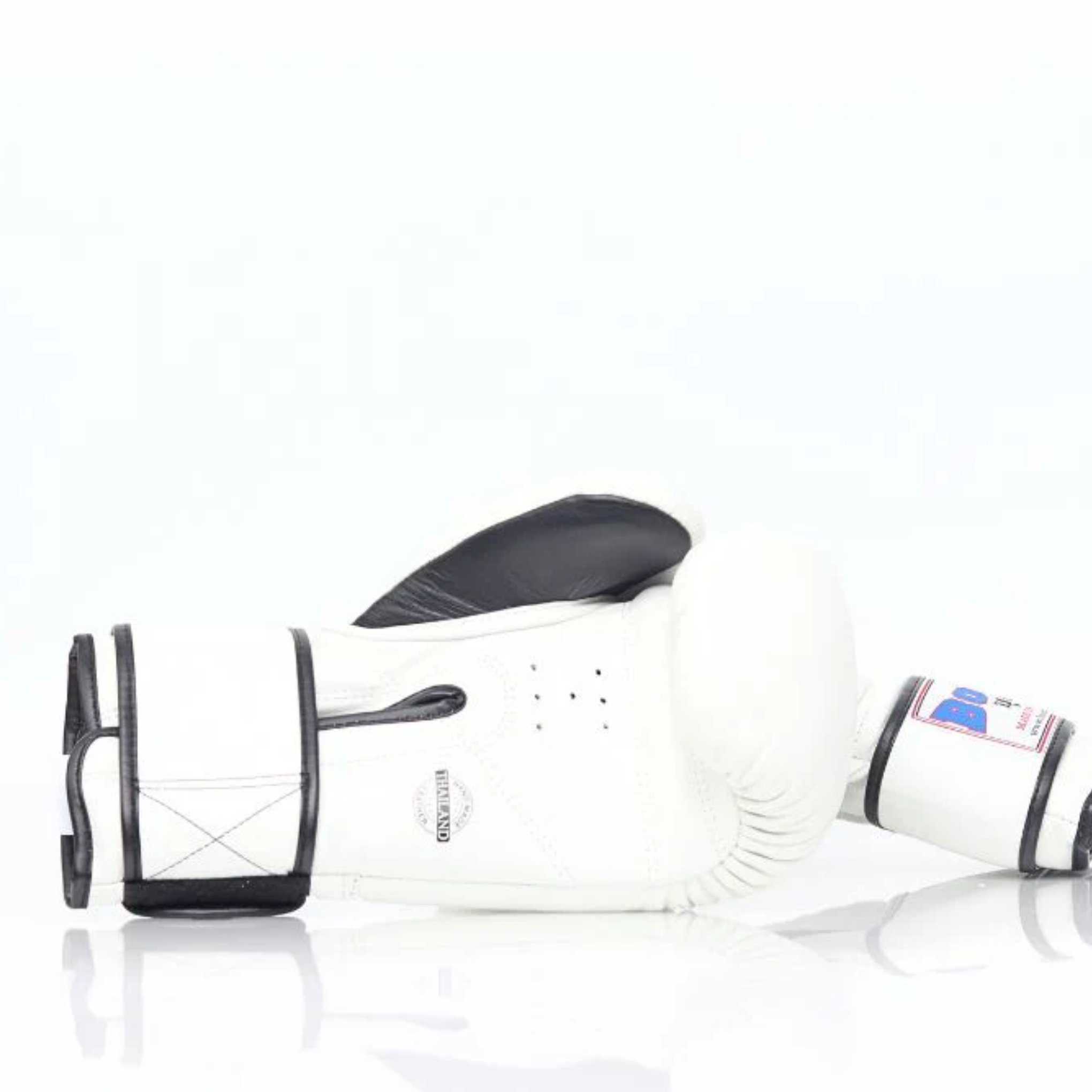 Boon Boxing Gloves BGCW White