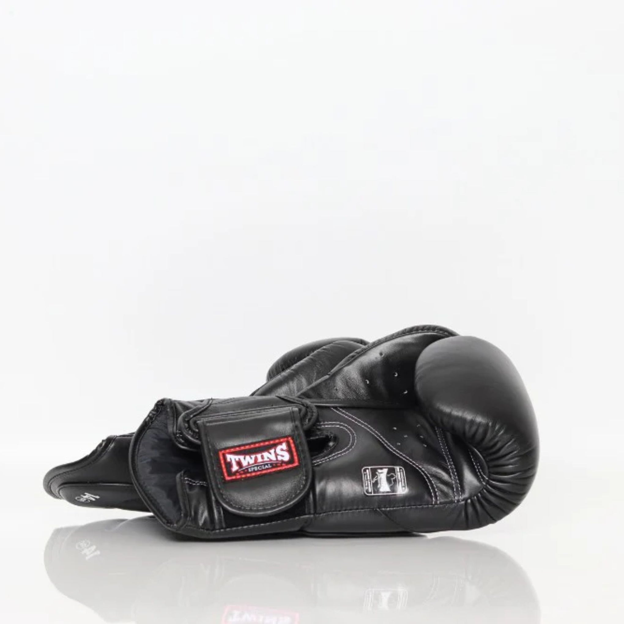 Twins Special Boxing Gloves BGVL6 Black
