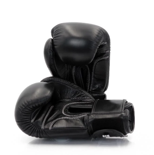 Thaismai Boxing Gloves Black